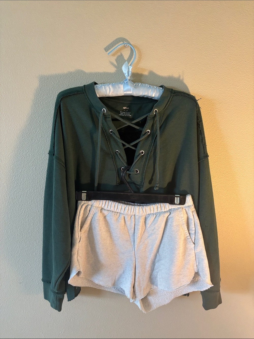 aerie Forest Green Lace-Up Hoodie and Aerie cream shorts!!